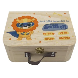 Valisette naissance personnalisée lion super héros – Boîte à souvenirs bébé en bois avec prénom
